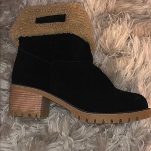 Brand new fur lined black suede boots